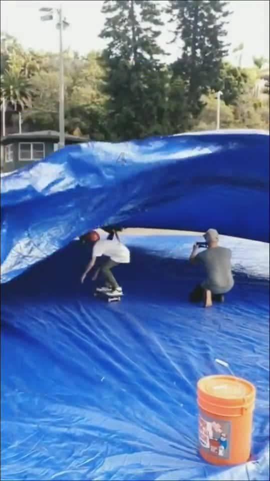 逃离空旷大街4